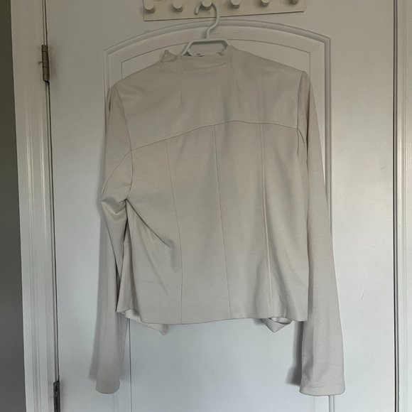 White faux leather blazer - Picture 3 of 4